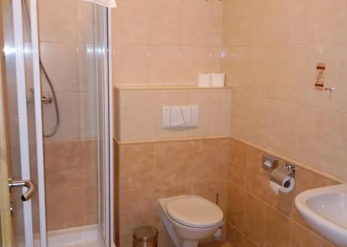 Ruze Мини-отель 3*
